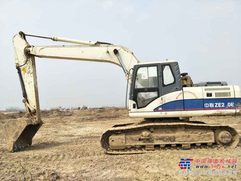 河南出售转让二手5000小时2012年中联重科ZE230E挖掘机