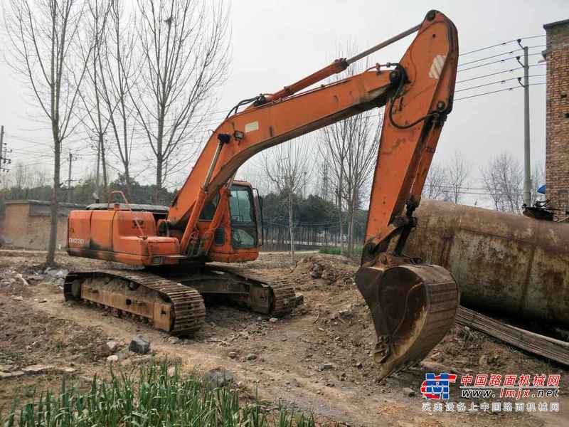 河南出售转让二手10000小时2005年大宇DH220LC挖掘机