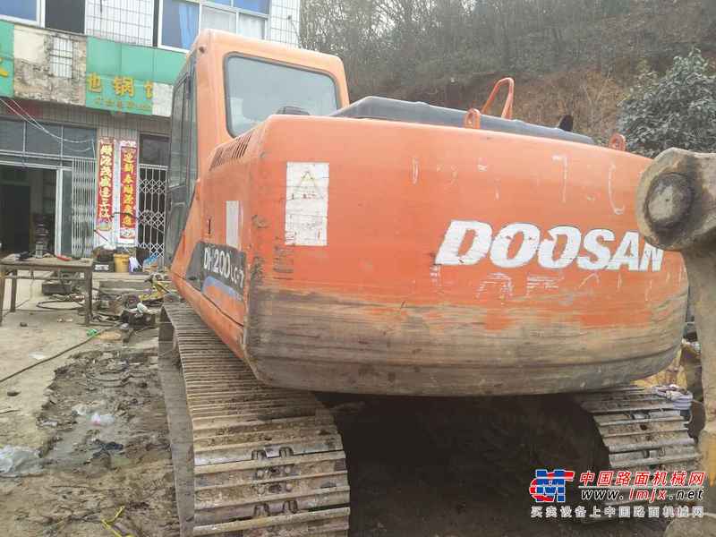 河南出售转让二手6528小时2009年斗山DH150LC挖掘机