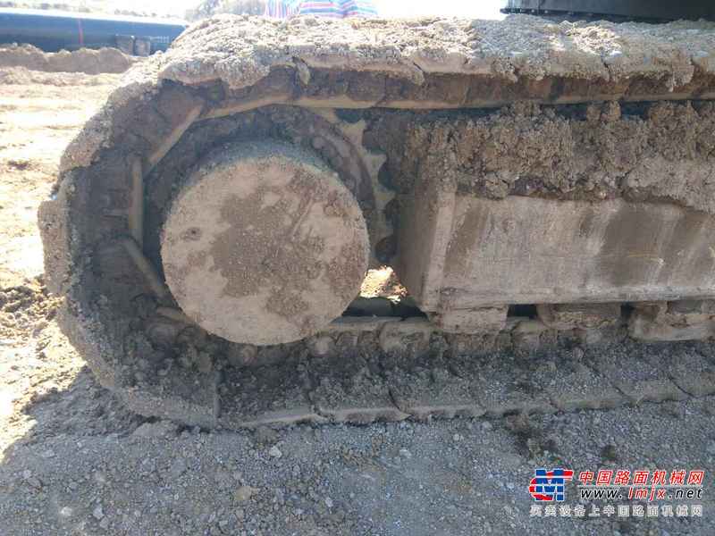 山东出售转让二手8000小时2011年现代R225LC挖掘机