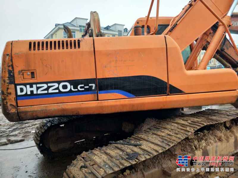 江西出售转让二手10000小时2010年斗山DH220LC挖掘机