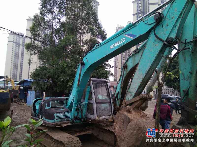 广东出售转让二手8000小时2003年神钢SK120挖掘机
