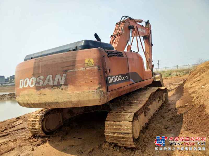 江西出售转让二手10000小时2009年斗山DH258LC挖掘机