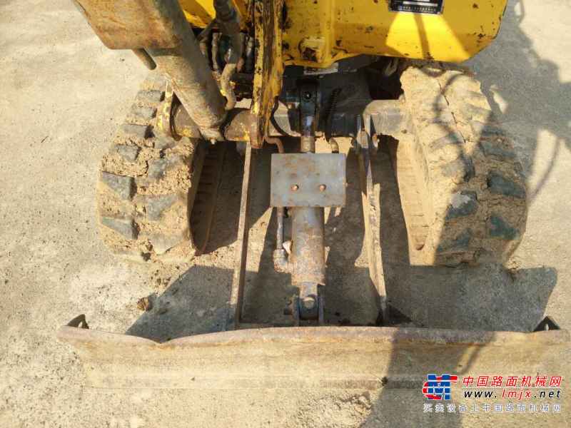 安徽出售转让二手4500小时2012年徐工XG15C挖掘机