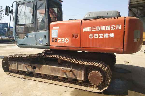 河南出售转让二手15000小时2003年日立EX200挖掘机