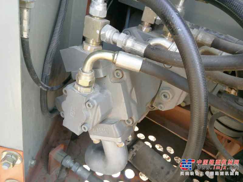 吉林出售转让二手8000小时2010年日立ZX70挖掘机