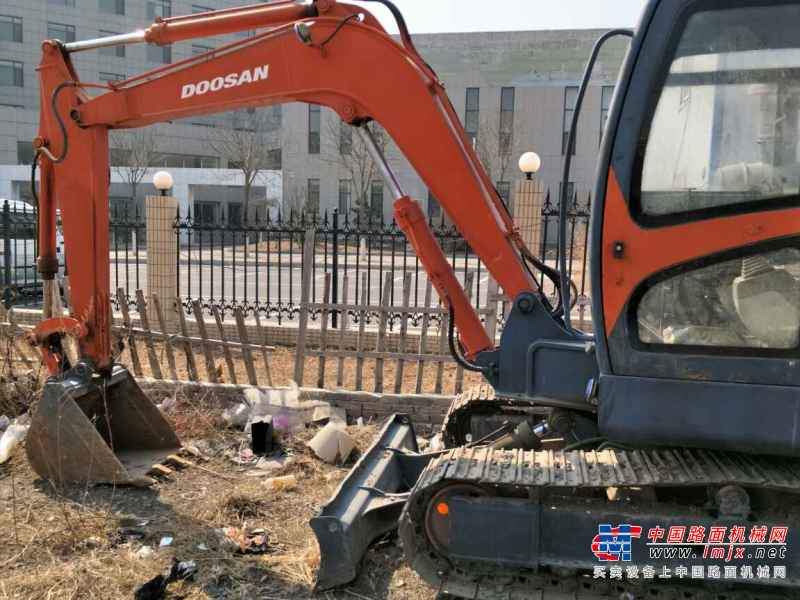 辽宁出售转让二手2000小时2009年泰安嘉和JH60挖掘机