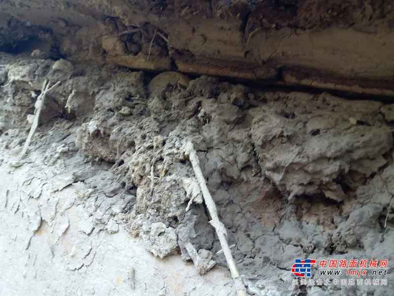 山东出售转让二手6000小时2011年柳工915D挖掘机