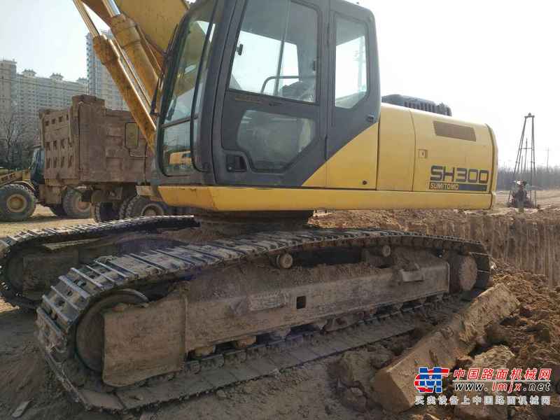 山西出售转让二手6400小时2012年住友SH240挖掘机