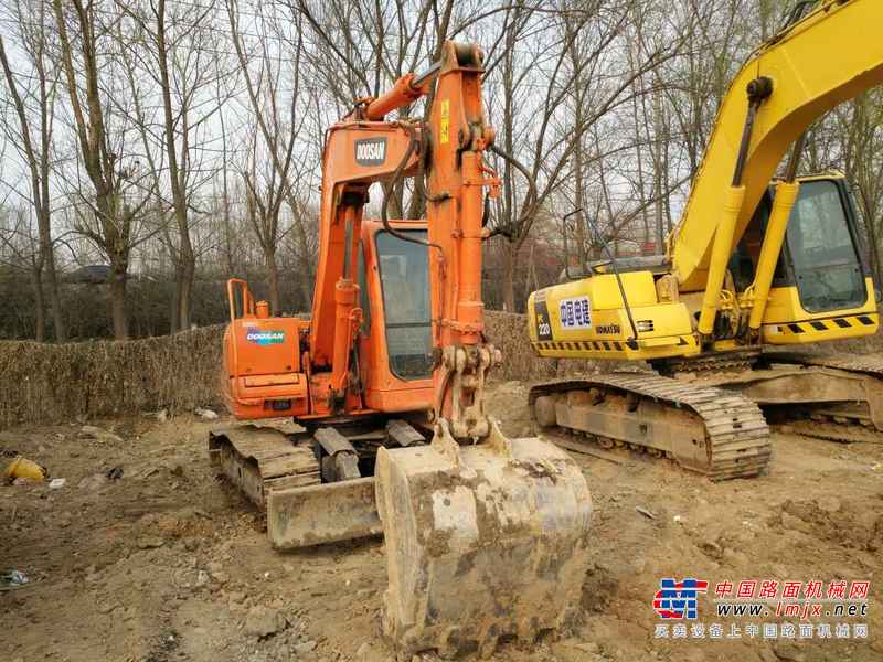 河南出售转让二手6500小时2011年斗山DH80GOLD挖掘机