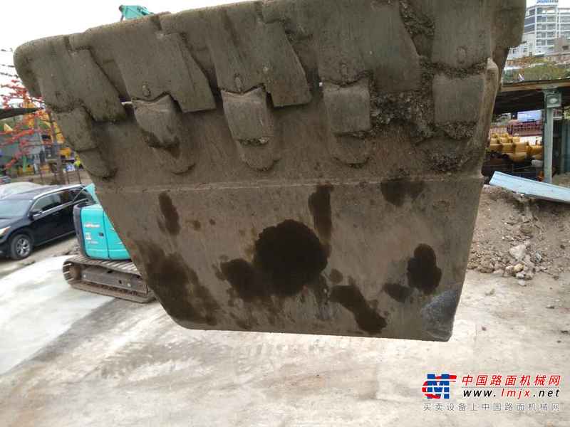 广东出售转让二手3000小时2012年神钢SK135SR挖掘机