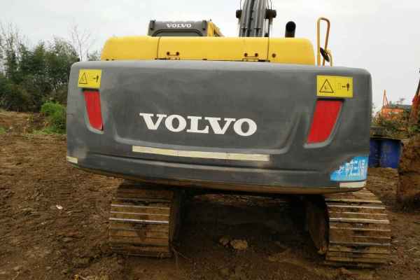 湖北出售转让二手8900小时2011年沃尔沃EC210B挖掘机