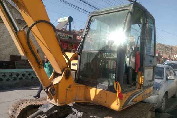 山西出售转让二手7000小时2009年龙工LG6060D挖掘机
