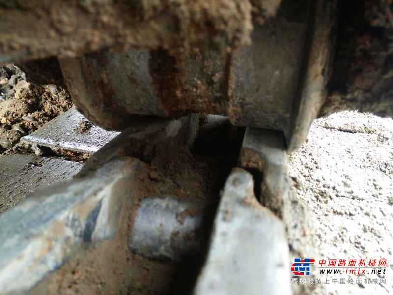 安徽出售转让二手9000小时2010年日立ZX70挖掘机