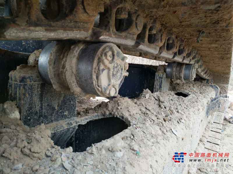 河南出售转让二手4400小时2011年JCBJS240LC挖掘机