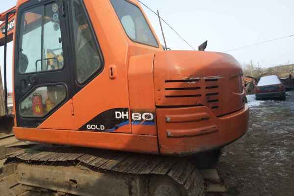 吉林出售转让二手8000小时2010年斗山DH80GOLD挖掘机