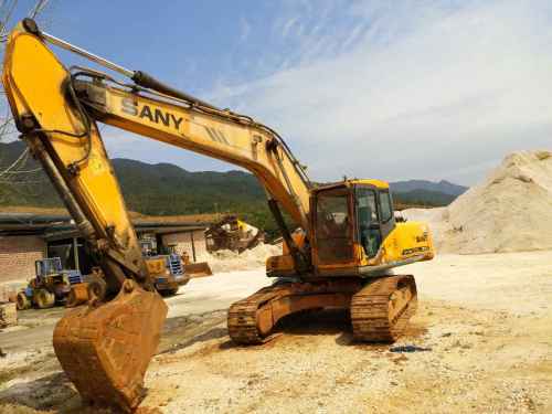 江西出售转让二手9800小时2012年三一重工SY215C挖掘机