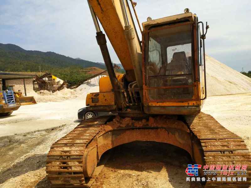 江西出售转让二手9800小时2012年三一重工SY215C挖掘机