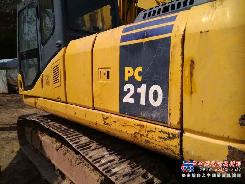 广东出售转让二手3000小时2009年小松PC200挖掘机
