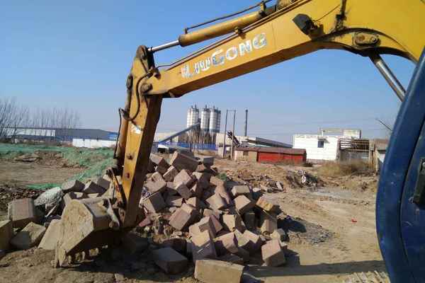 山东出售转让二手8000小时2006年柳工CLG907挖掘机