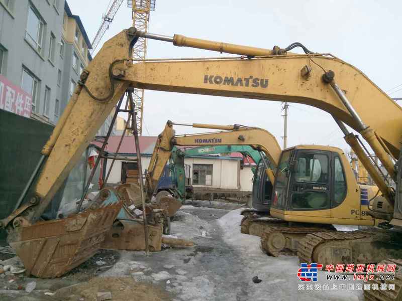 吉林出售转让二手10000小时2003年小松PC200挖掘机