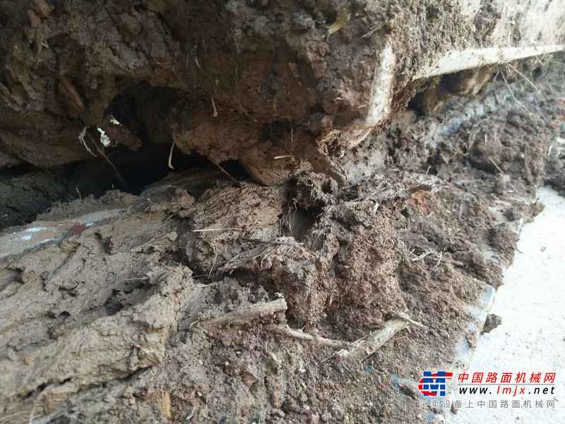 江西出售转让二手8200小时2012年神钢SK75挖掘机