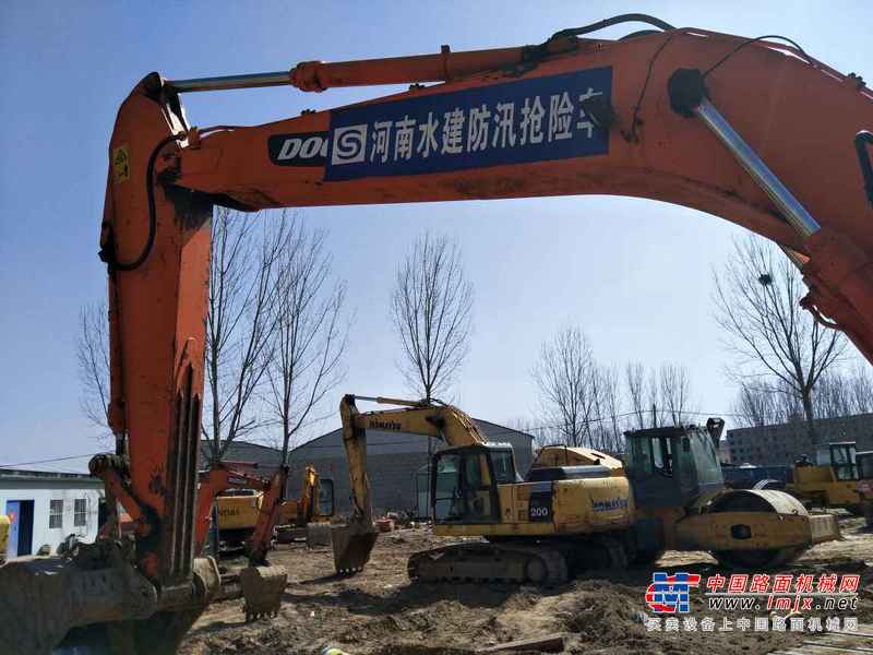 河南出售转让二手5537小时2011年斗山DH225挖掘机