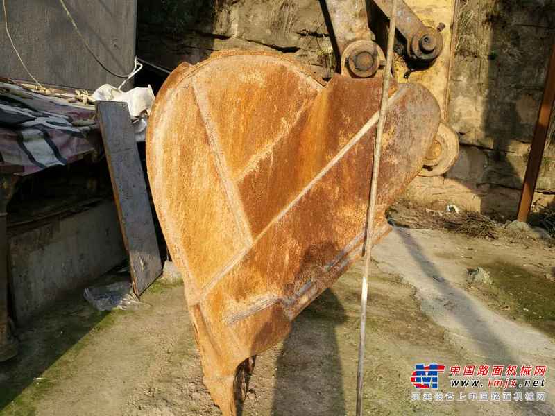 湖北出售转让二手13000小时2009年卡特彼勒325CL挖掘机