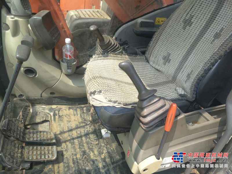 贵州出售转让二手45小时2010年日立ZX250H挖掘机