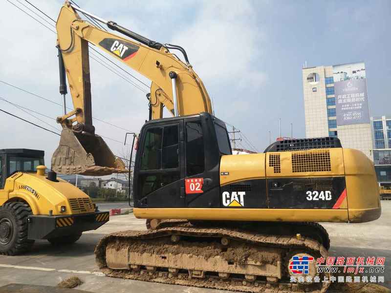 贵州出售转让二手8000小时2010年卡特彼勒324D挖掘机