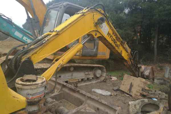 贵州出售转让二手10000小时2008年现代R60挖掘机