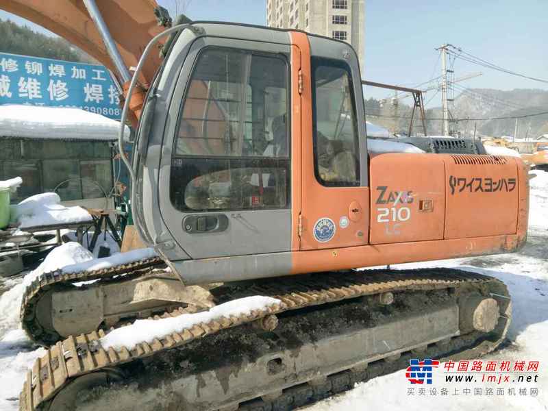 吉林出售转让二手10000小时2004年日立ZX210H挖掘机
