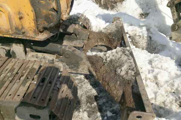 吉林出售转让二手7000小时2010年福田雷沃FR85挖掘机