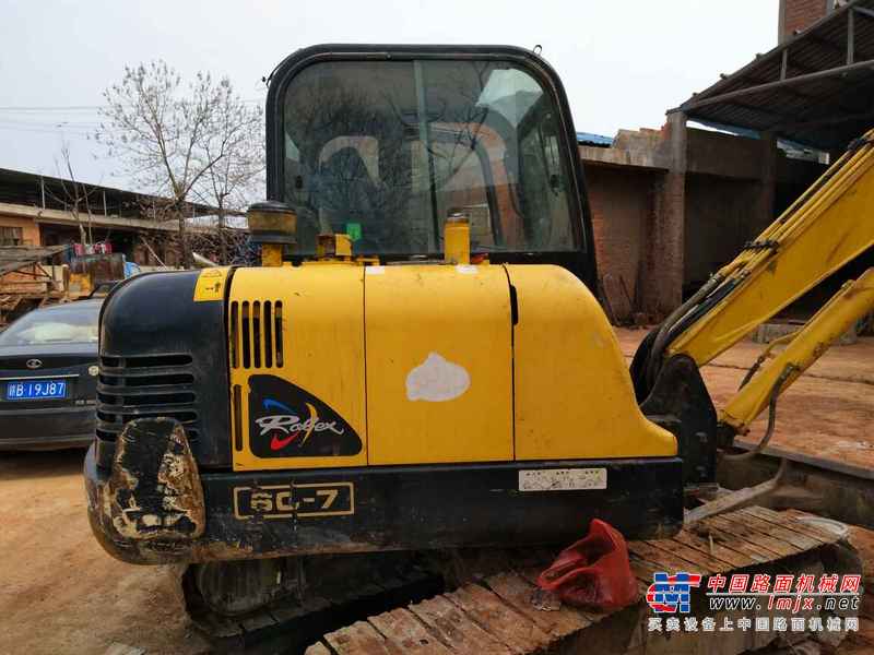 江西出售转让二手7200小时2010年现代R60挖掘机