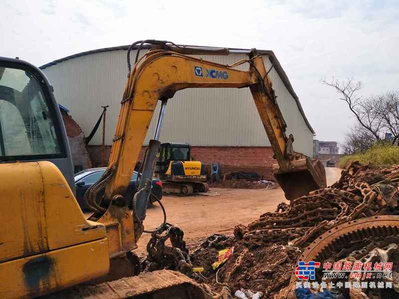 江西出售转让二手9000小时2010年徐工XE60挖掘机