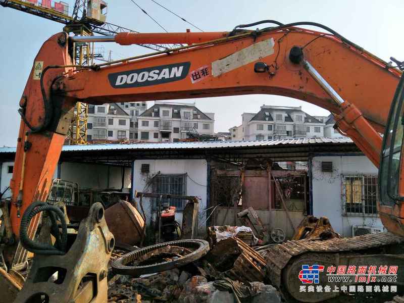 江西出售转让二手9000小时2011年斗山DH225挖掘机