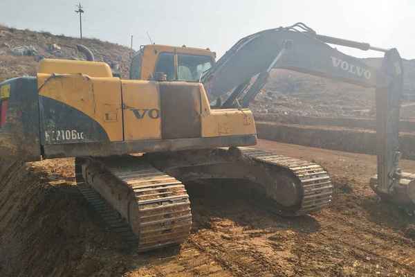 河南出售转让二手8000小时2011年沃尔沃EC210BLC挖掘机