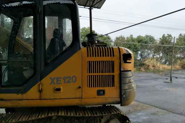 江西出售转让二手5000小时2012年徐工XE80D挖掘机
