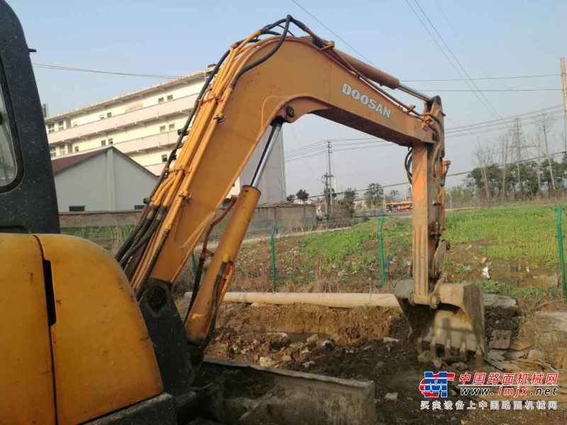 安徽出售转让二手7800小时2011年斗山DH55挖掘机