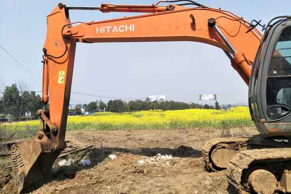 江西出售转让二手7500小时2010年日立ZX200挖掘机