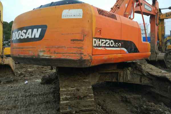 安徽出售转让二手7319小时2010年斗山DH225挖掘机