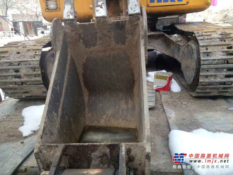 山西出售转让二手9947小时2009年龙工LG6060挖掘机