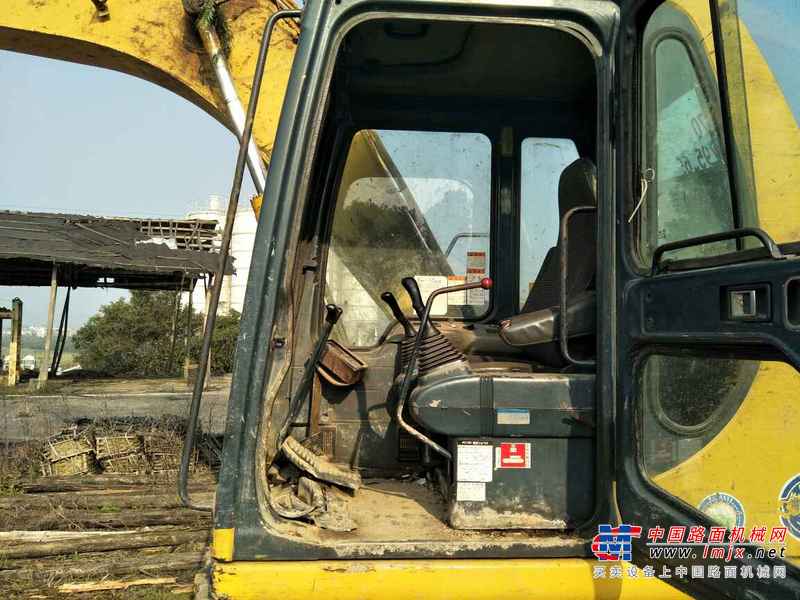江西出售转让二手12000小时2006年小松PC120挖掘机