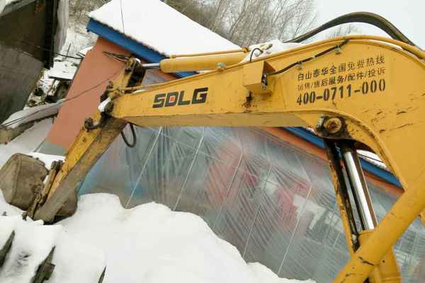 吉林出售转让二手2400小时2013年临工LG685挖掘机