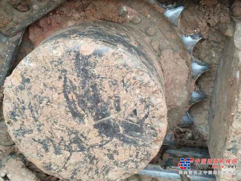 河南出售转让二手8200小时2012年神钢SK210LC挖掘机