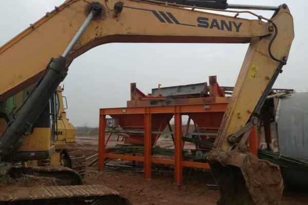 湖北出售转让二手7900小时2012年三一重工SY215C挖掘机
