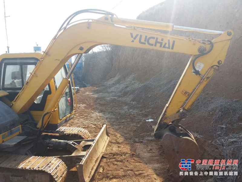 山东出售转让二手5000小时2011年玉柴YC85挖掘机
