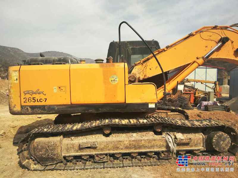 山西出售转让二手8953小时2011年现代R225LC挖掘机