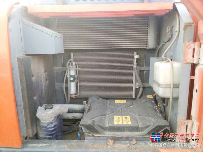 山东出售转让二手12000小时2009年日立ZAXIS240LC挖掘机