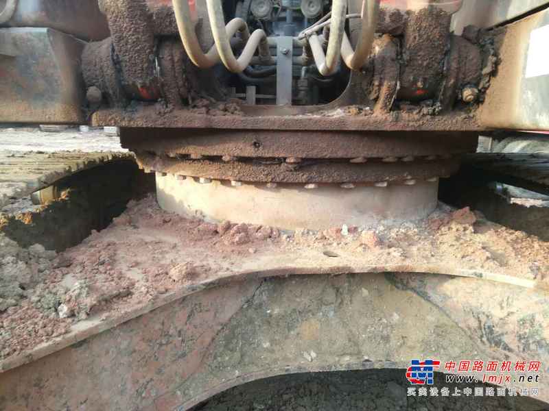 山东出售转让二手12000小时2009年日立ZAXIS240LC挖掘机